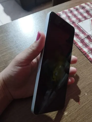 Celular oppo A5 4 meses de uso