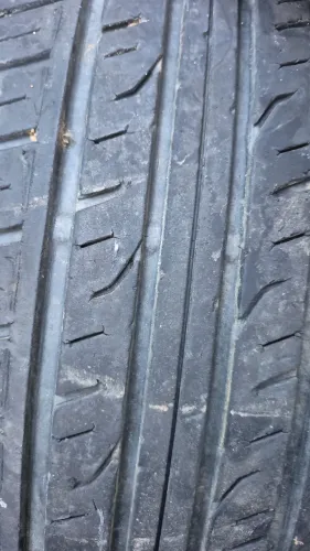 Pneu 225/70 r16