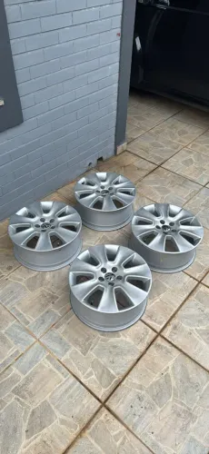 Jogo de rodas Volkswagen aro 16 (5x100)