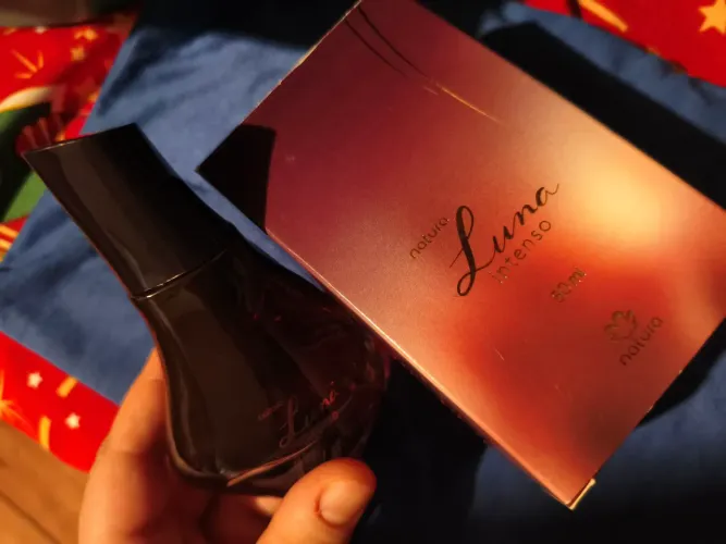 Perfume Luna intenso novo ? Só abri pra sentir o cheiro ?