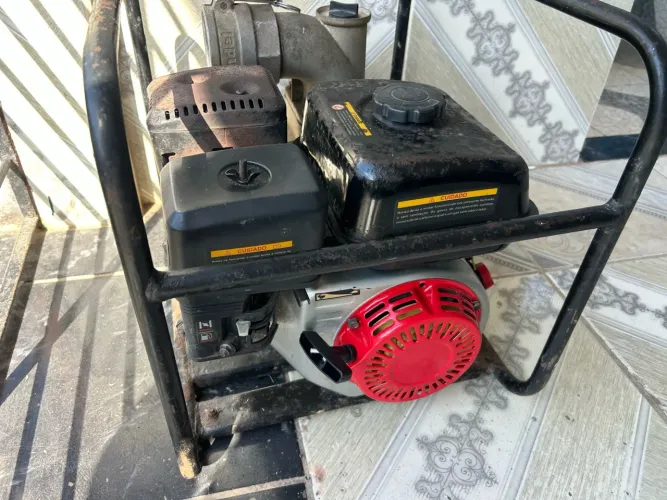 Motobomba Gasolina Toyama A.Escorvante 3X3 4T