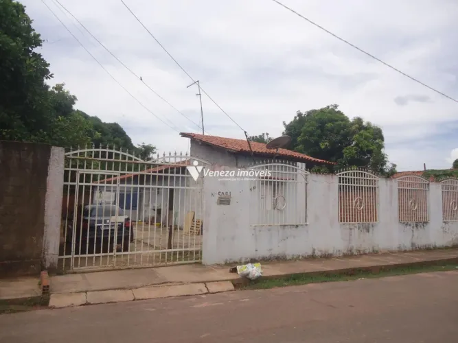 Casa Residencial no Bairro Esplanada para Venda
