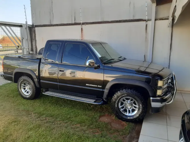 Chevrolet Silverado DLX 4.1 1998