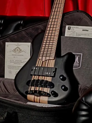 Baixo Mayones Cali 5