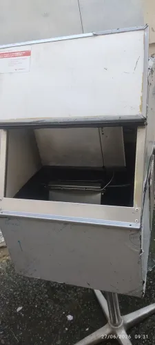 Máquina gelo industrial 50 kilos diários"LEIA"
