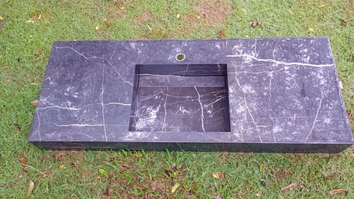 Lavatório porcelanato 1,40mt X. 0,55cm
