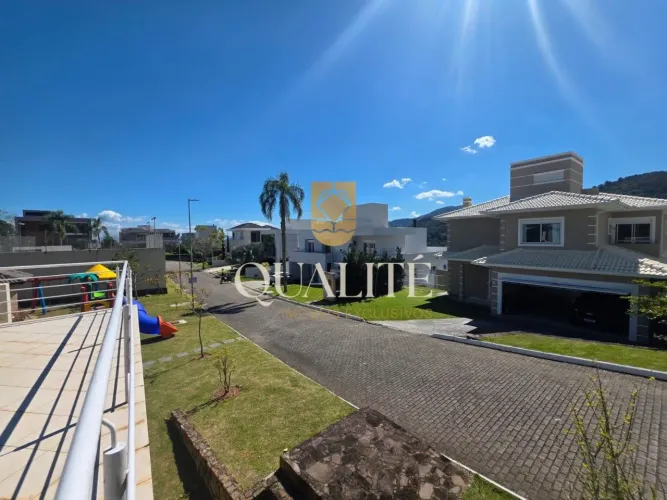 Terreno à venda em condomínio com vista para a Baía Norte - Córrego, Florianópolis