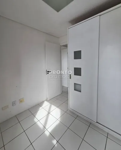 Apartamento com 3 quartos em Prado
