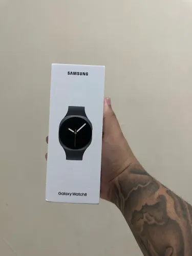 VENDO GALAXY WATCH 8 LACRADO NA CAIXA