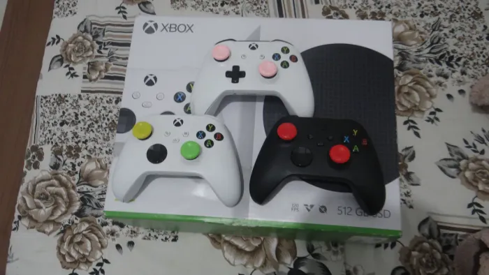 Xbox Series S (troco por SteamDeck ou notegamer)