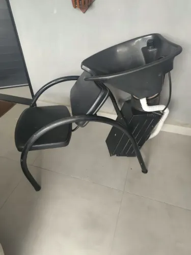 Lavatorio salao com aquecedor, entrego, divido jo cartão