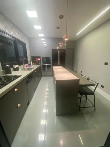 Sobrado com 4 dormitórios à venda, 150 m² por R$ 1.490.000,00 - Vila Milton - Guarulhos/SP