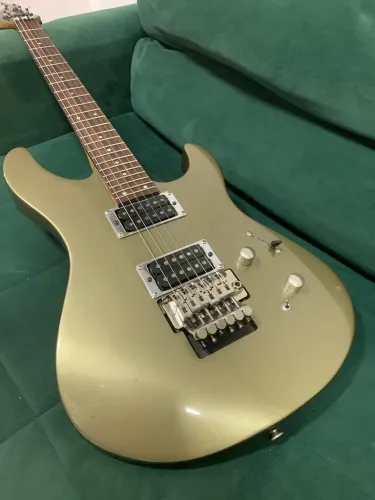 Yamaha rgx220dz guitarra elétrica com ponte Floyd rose