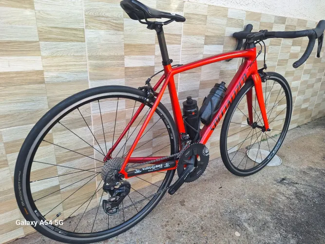 Speed tarmac