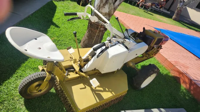 Tobata micro trator roçadeira