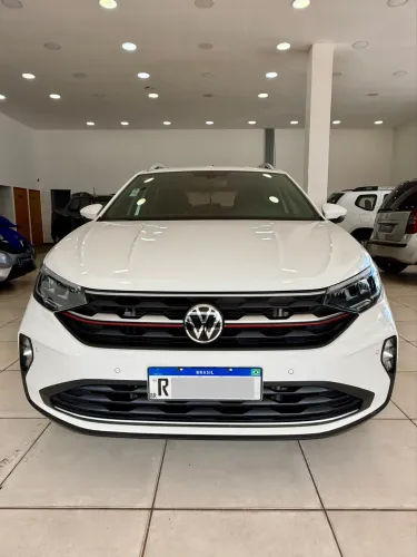Volkswagen Nivus Highline 1.0 200 TSI Flex AUT 2023