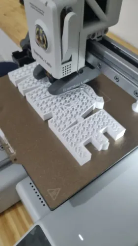 Impressões 3D/ Fazemos personalizados para festas infantis