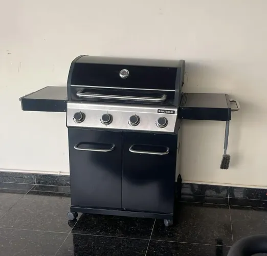 CHURRASQUEIRA/ GRILL A GÁS NATERIAL