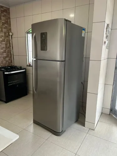 ? Geladeira Frost Free Electrolux 433 Litros ?