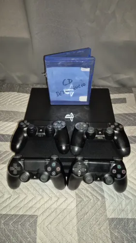 Ps4 Pro Desbloqueado + 4 Controles