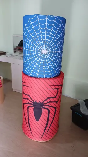 KIT FESTA TEMA HOMEM ARANHA FORRO E MESINHA