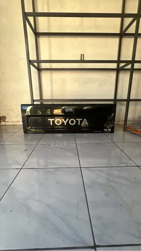 Tampa da carroceria da Hilux
