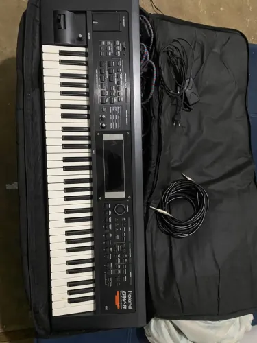 Teclado Roland GW-8 Profissional - Perfeito Funcionamento