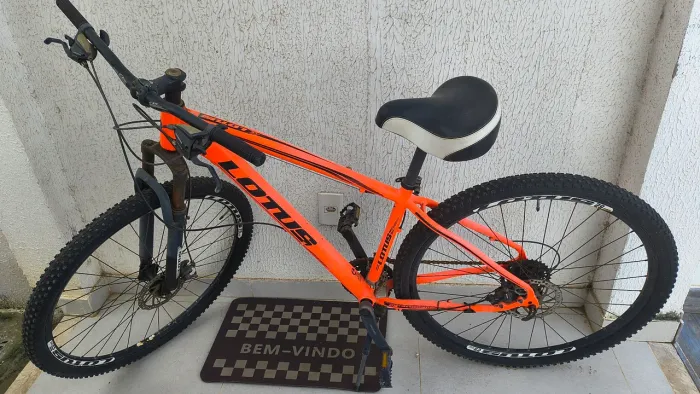Bicicleta lotus aro 29