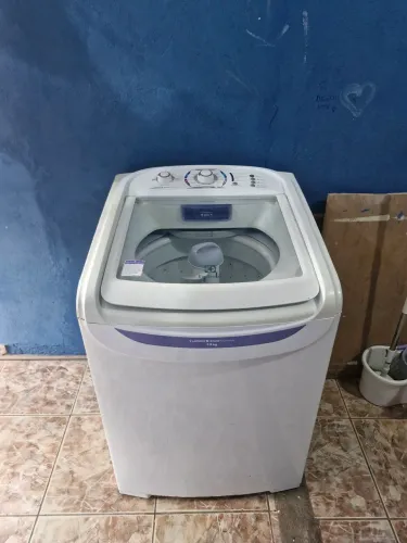 MAQUINA DE LAVAR <br>Lavadorade Roupas Electrolux 15 kg Turbo Economia LTD15 - Branca - 110v