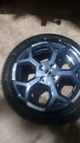 Vendo 4 rodas de byd excelente estado novo