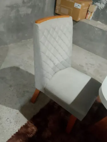 Mesa de laca 4 cadeiras nova