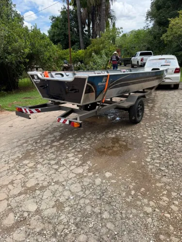 Barco marreco 5 metros com carretinha kit completo Novo sem uso 2026 zero