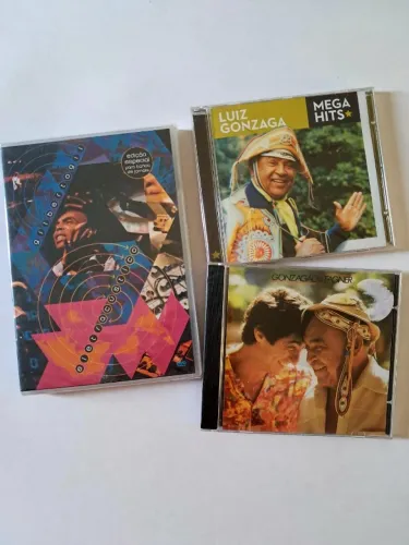 COMBO 2 CDs E 1 DVD: CDs LUIZ GONZAGA, GONZAGÃO & FAGNER E DVD GILBERTO GIL - NOVOS LACRAD