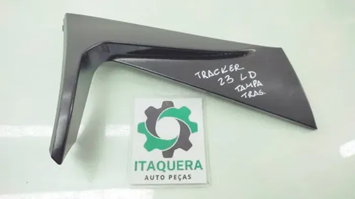 Aplique Moldura Aerofolio Direito Gm Tracker Ano 2022 2023