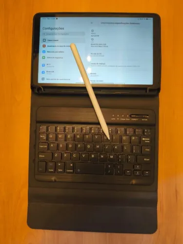 Tablet Redmi Pad SE 8.7 Esse é o de 8gb de ram muito superior e mais rápido do q de 4gb 