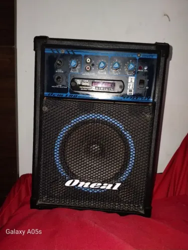 Caixa amplificada oneal OCM 190BT