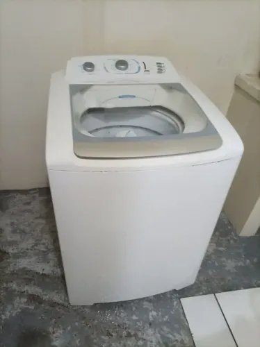 Máquina de lavar roupa Eletrolux