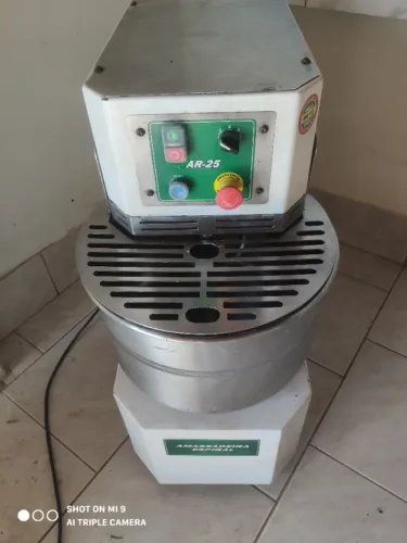 Masseira Reemaq AR 25