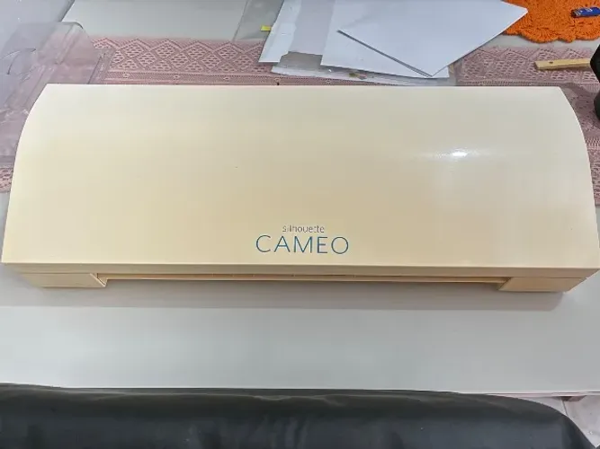 Silhouette Cameo 3