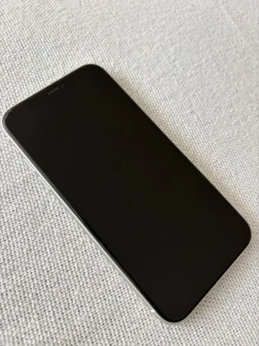 Celular IPhone 11 64 G