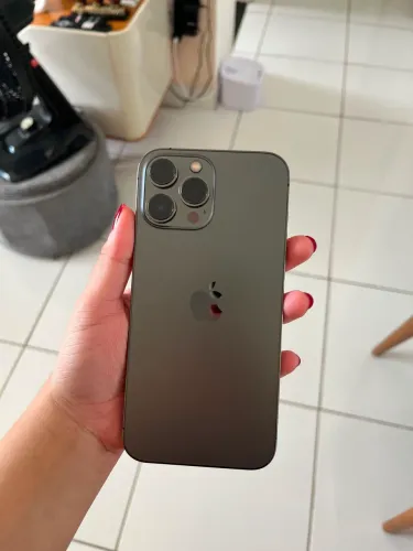 iPhone 13 Pro Max 256GB com defeito /? conector de Wi-Fi ?