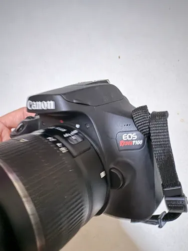 Câmera Canon T100