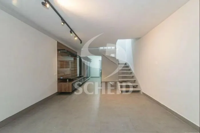 Casa à Venda na Vila Cruzeiro com 85m², 2 dormitórios e 1 vaga