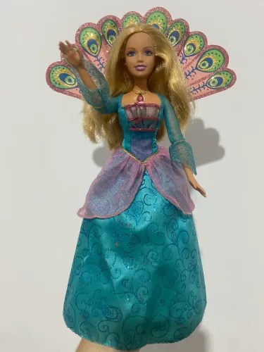 Barbie Rosella Princesa da ilha