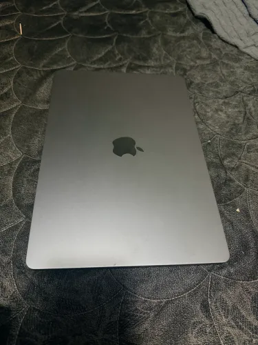 MACBOOK AIR M2 2023