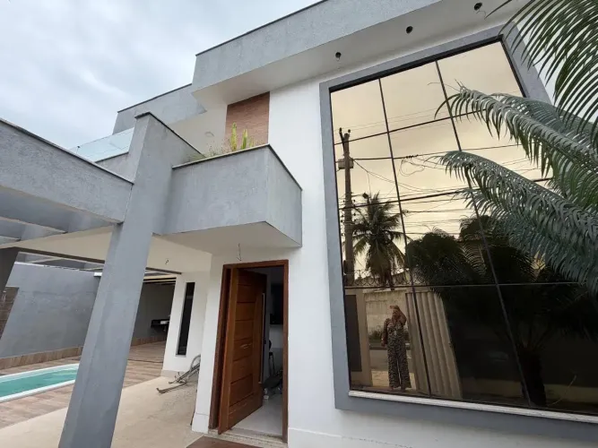 Casa duplex 1ª locação, 4 quartos, 4 banheiros, piscina e área gourmet