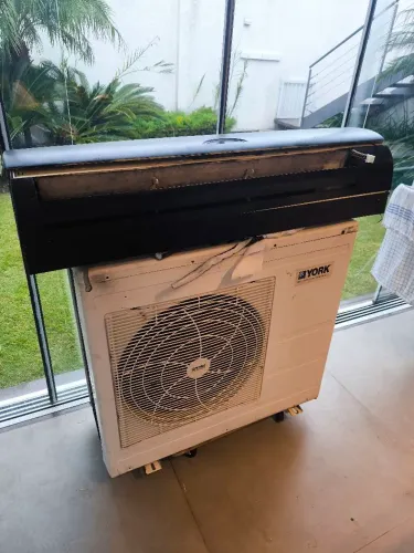 Ar condicionado York quente/frio 24 mil btu