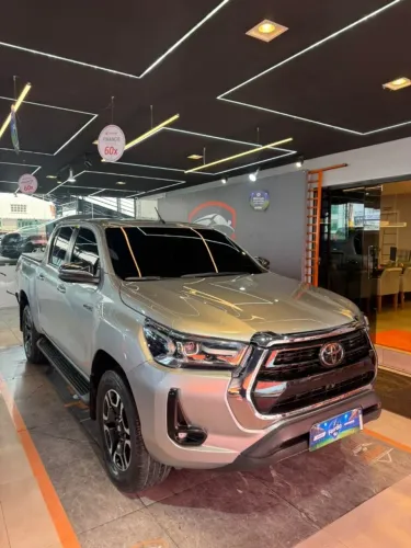 Toyota Hilux CD SRX 4X4 2.8 TDI 16V Diesel Aut. 2022