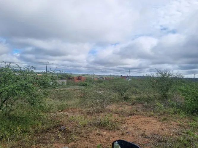 Troco por moto , 2 lotes um do lado do outro!