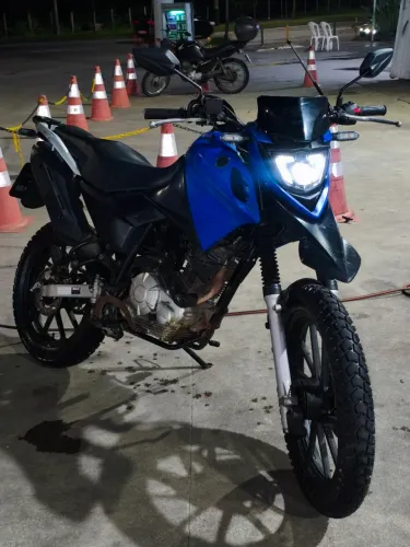 Vendo crosser z 2022 